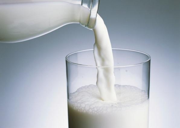 MILK Refer to the USDA Food Buying Guide for Child Nutrition Programs for specific information on purchasing, yields, and crediting milk.