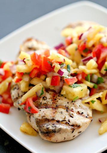 DAY 2 SMALLER FAMILY- GRILLED BLACKENED CHICKEN AND PINEAPPLE SALSA M A I N D I S H Serves: 3-4 Prep Time: 20 Minutes Cook Time: 15 Minutes 3/4 pounds boneless, skinless chicken breasts 1 teaspoon