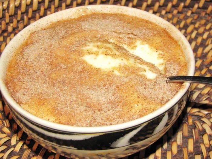 Sago Melkkos (Sago Pudding) This is called Melkkos ( n regte boere resep ) and it s basically milk with some flour, butter, salt, eggs, cinnamon and sugar and its cheap to make.