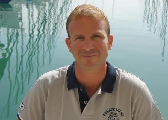 He has therefore been working as a skipper ever since. Boris completed his MCA/RYA Yacht Master Offshore based in the Solent, UK and holds D2 Basic Safety (STCW) Certificate.