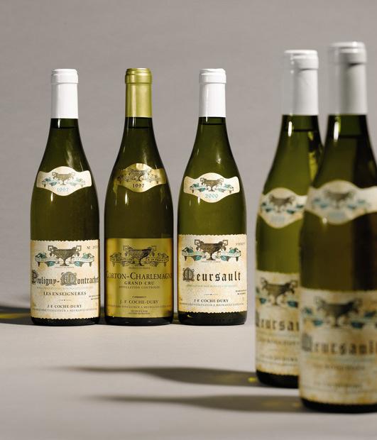 The exceptional line-up of red Burgundy continues with the highly sought after La Tâche 1989, estimate 10,000-14,000 per 12 bottles (lot 428) alongside Grands Crus from producers such as de Vogüé,