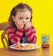 Fussy eaters It is quite normal for a child to refuse a food occasionally. If your child refuses a snack or meal, gently encourage them to eat.