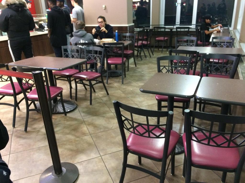Tim Hortons (SLC), weekend Venue / Overall Atmosphere 7 /10 The seating area was fairly empty.
