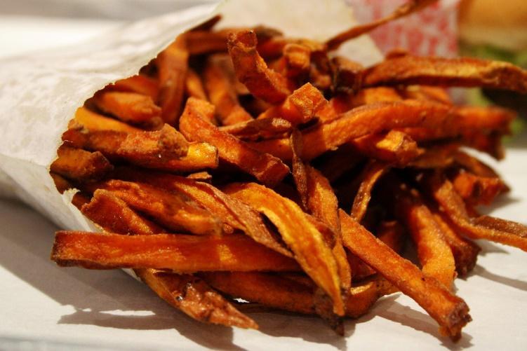 Sweet and Spicy Sweet Potato Fries Serves: 4 Ingredients 2 lbs.