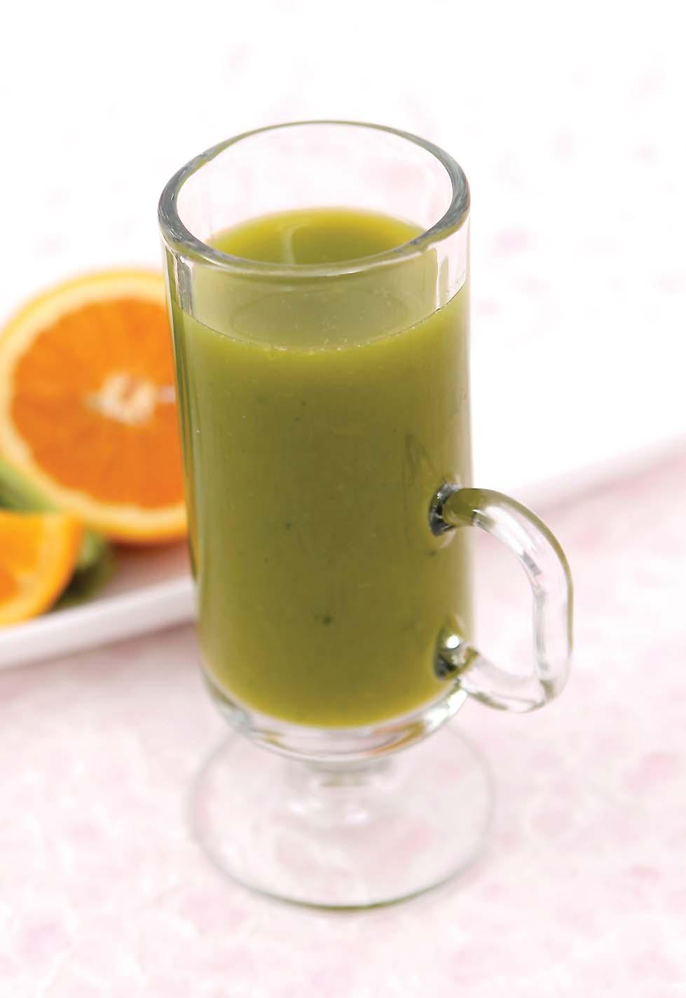 Detox11 Healing Light Green Heal your body with light green juice. 1 Peel the pear. Cut the pear as needed to fit the chute 2 Peel the orange.