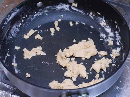 14 9 Give the skillet a quick wipe with a paper towel and melt the 4 tablespoons butter in it over medium