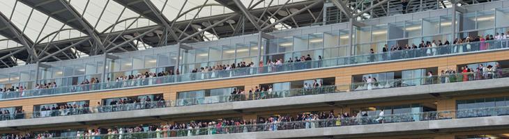 Private Boxes A private Box at Ascot Racecourse enables you to savour the exhilarating atmosphere in style whilst enjoying superb cuisine, first class service and a spectacular view of the racing.