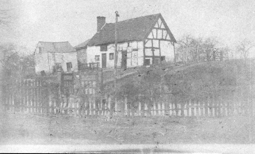 1810PETE/4 Catchwell Cottage, Runcorn Road, Barnton, c1890s. Peter lived here for 63 years.