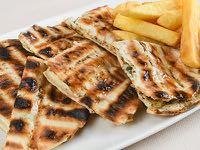 Arayes Halloum Lebanese Bread Stuffed With Halloumi Cheese,