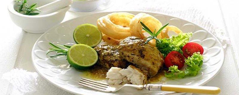Simple Lemon and Herb Baked Fish with Salad Tuesday 16th May COOK TIME PREP TIME SERVES 00:35:00 00:05:00 6 This is a delicious and easy way to cook your hake combine the delicate flavour of hake