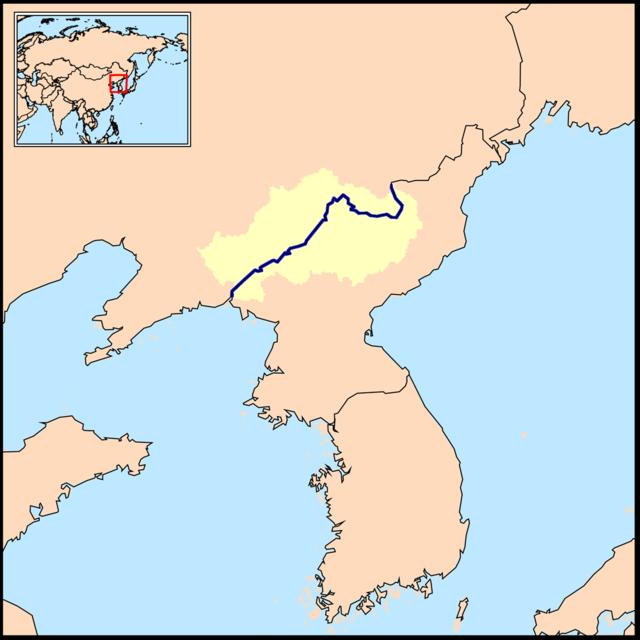 The Yalu river trade Most of the year shallow and easily crossed => certain amount of cross-border trade is believed to exist (BUT: this trade is not reported in Chinese
