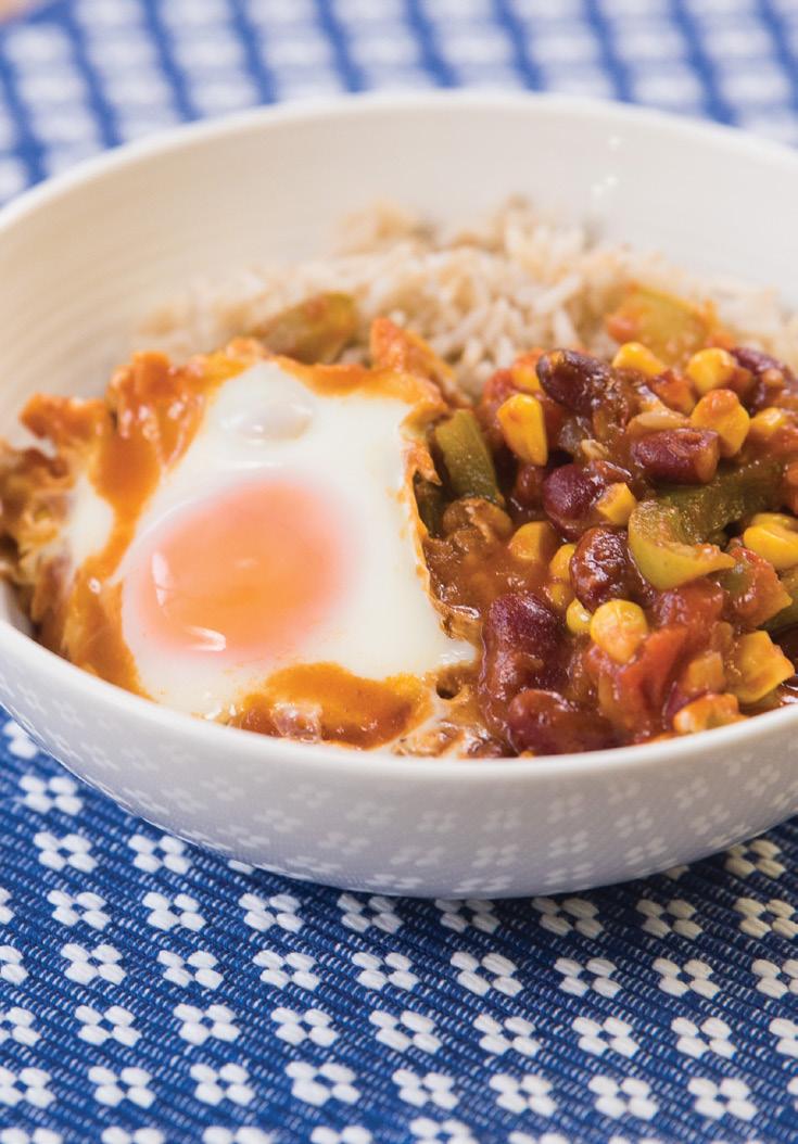 Chilli beans with eggs Serves 4 1 tablespoon oil 1 onion, diced 1 x 400 gram can chilli beans 1 x 400 gram can chopped tomatoes or 4 tomatoes, chopped 2 cups corn kernels 1 capsicum, deseeded and