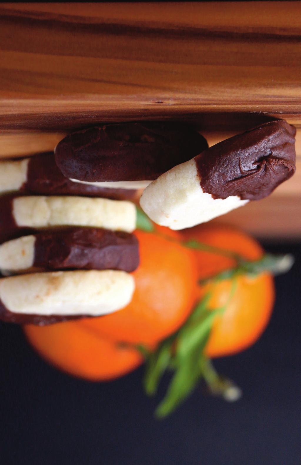 Chocolate-dipped Clementine Shortbread Cookies Always a favourite, shortbread cookies are a melt-in-your mouth holiday must!