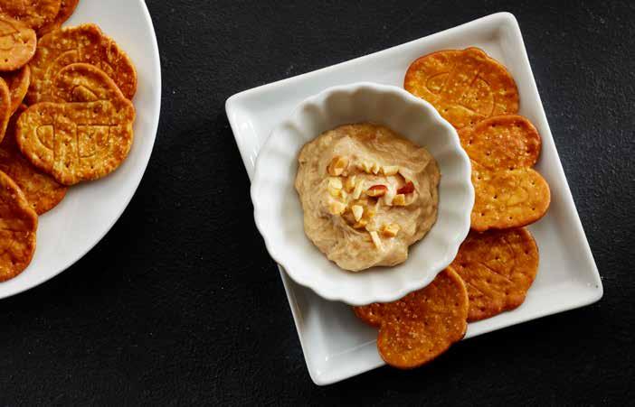 4 peanut butter-banana dip Total Time: 5 minutes Prep Time: 5 minutes Calories: 120 Protein: 3g Fiber: 1g Dazzle old and young, alike, with this scrumptious dip made from banana, yogurt and peanut