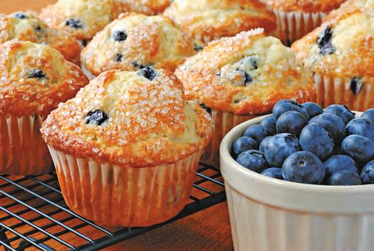 5 10 15 20 Let s Make Blueberry Muffins! Muffins are pastries 1 that were first popular in England, Germany, and America in the 1800s. Today, muffins can be both sweet and savory.