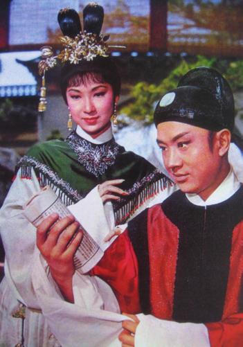 Shaw Brother s rival, Cathay Studio, enticed Le Di, who co-starred with Ling Po in The Love Eterne, to join them to star in Huangmei Opera ﬁlms such as A Beggar s Daughter (1965), The Lucky Purse