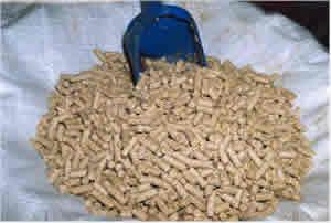 Pelleted feeds are a convenient way to feed a range of species. Produce stores usually stock a range of good quality pelleted feeds.