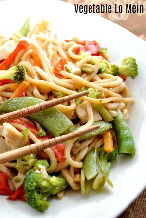 DAY 1 SMALLER FAMILY HEALTHY PLAN-20 MINUTE LO MEIN M A I N D I S H Serves: 4 Prep Time: 10 Minutes Cook Time: 8 Minutes Calories: 398 Fat: 18.4 Carbohydrates: 47.2 Protein: 12.1 Saturated Fat: 2.
