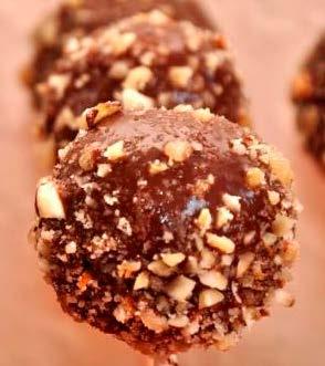 . 17. BISCUITS AND SINGLE PORTION DESSERTS Crispy Cakepops Preparation Time: 40 Minutes Baking time: 10 Minutes Level: Average Ingredients for 4 people Ingredients: 250 g pound cake 4 tablespoons