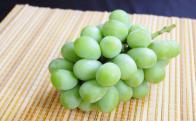 Shine Muscat Japanese Kyoho Grape and Shine Muscat, rich in