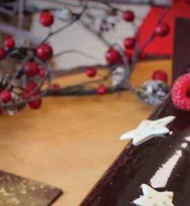 DESSERTS TRADITIONAL CHRISTMAS CAKE Our traditional Christmas cake is