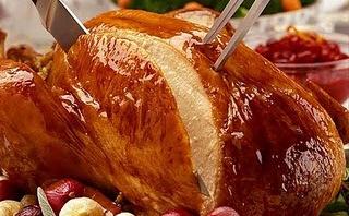 Salsa OVEN ROASTED TURKEY BREAST Served with Cranberry Compote or Home Style Gravy $200 per station plus $75 Chef Fee (serves 25-30 guests)