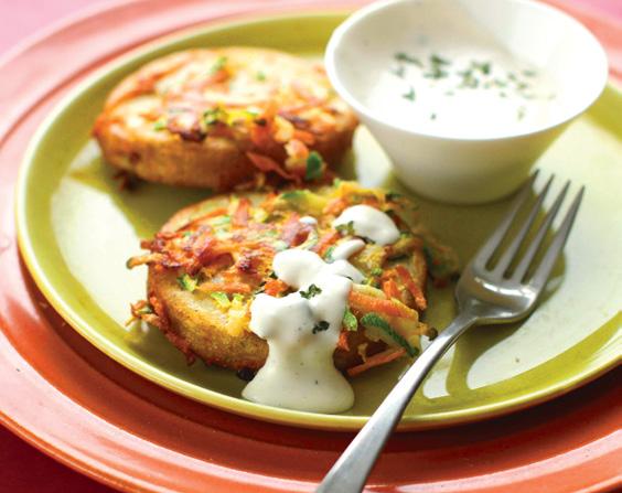 HwkGirl Veggie Fritters Hwkgirl loves things tht grow. These helthy fritters combine lots of nutrient-rich vegetbles.
