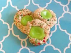 Iced Thumbprint Cookies Recipe 2 Makes 12 x 2-inch round cookies Extra Ingredients: Sprinkles ICING RECIPE