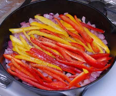 9 6 Add the peppers with the sugar. Season with salt and pepper.