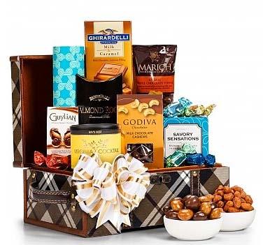 Holiday Nuts & Chocolate Gift Chest The season s s most delicious nuts & chocolate confections in