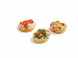 5001681 MINI CHICKEN BURGER 30 g 4 x 24 PCS C/S 104 C/S PAL BAKING 160 C 4-6 or MICROWAVE 750 W 90 sec SERVE HOT Mini hamburger from roasted chicken in a delicious sauce combining sweet & sour with