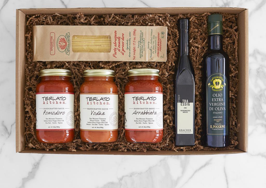 7 pasta dinner GIFT BOX Our family enjoys our sauces with perfectly al dente pasta from Rustichella d Abruzzo, an authentic and artisinal Italian brand with a focus on quality.