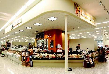 3, the newly remodeled Crossroads Hy-Vee store. She was formerly store director at Cedar Rapids No. 2 Drugstore location. Her career with Hy-Vee began as a parttime courtesy clerk in 1995 at Macomb.