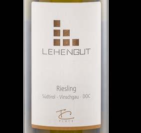 Riesling 94 Riesling Alto Adige Val Venosta Doc 2016 FALKENSTEIN From Riesling vines that grow at altitudes between 600 and 900 meters above sea level. Dry, subtle, and typical aromas.