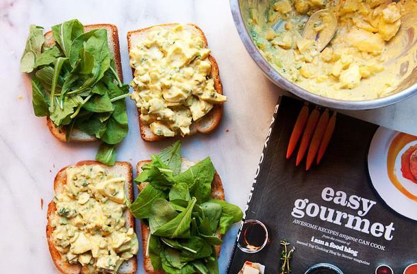 EGG SALAD This simple egg recipe is best to start your meal or as a side dish to your vegetable main course.