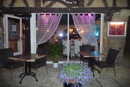 overnight stay in Sarlat en Périgord Menus for Groups 2018 Restaurant Criquett s Contact Joelle Castagnau 06 32 13 44 57 criquettsarlat@gmail.com NB.