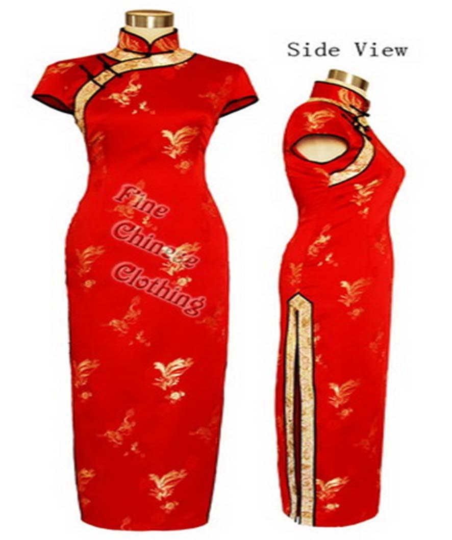 Cheongsam (Qi Pao): Originated from the Manchu female clothes, it evolved by merging with western patterns that show off the beauty of a female body.