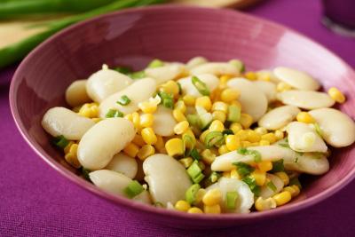Butter Bean Salad Lunch Serves: 2 800g tin Butter Beans, drained & gently rinsed.