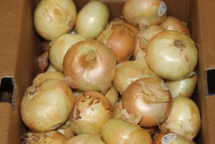 December 14 - December 21, 2018 MARKET NEWS 50 18 FOUR SEASONS PRODUCE cv onions cv