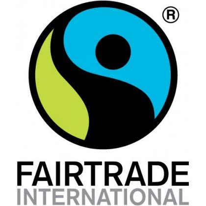 Slika 2.15 Logotip certifikata Fairtrade Vir: www.fairtrade.net Slika 2.16 Prednosti ter slabosti Certifikata Fairtrade International Vir: Sommeregger in Wildenberg, 2016: 53 2.4.