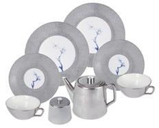 espresso cups in platinum with 2 saucers in Blue Orchid platinum 79A368-C3701-1