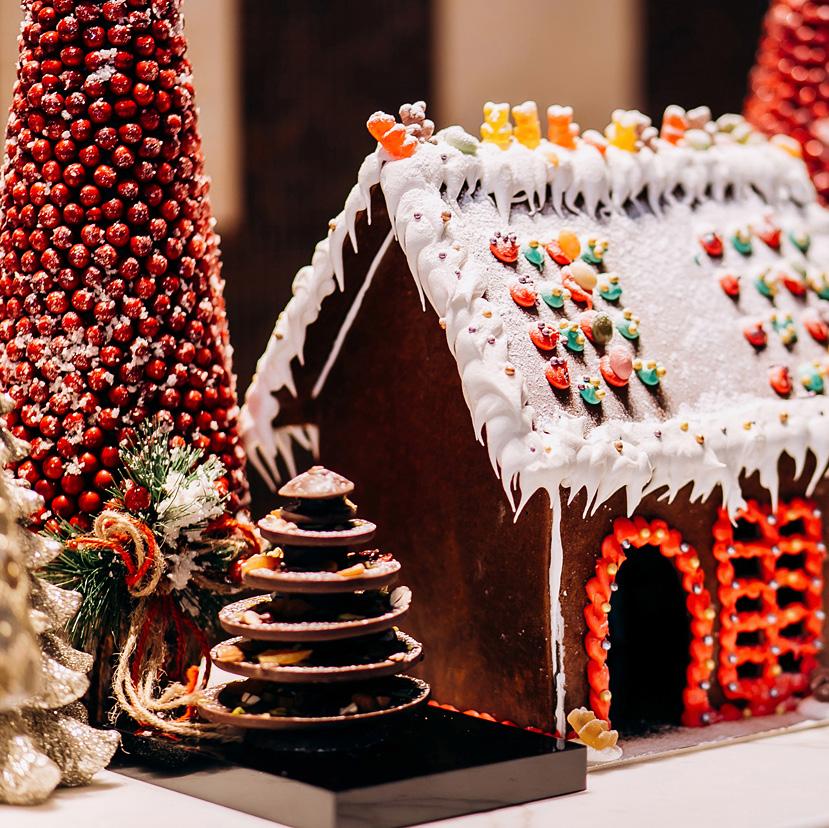 FESTIVITIES GINGERBREAD HOUSE DECORATION Available every weekend through the month of December The Bvlgari Resort Dubai brings together all the family through a unique arts & crafts experience.