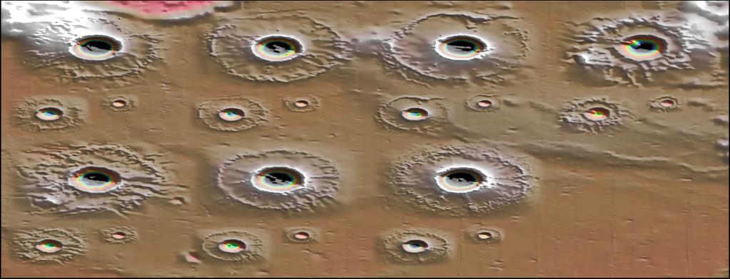 Topografija Mjeseca prije (gore) i nakon (dolje) integracije laboratorijskog kratera u tri veličine (kao i kod Marsa).