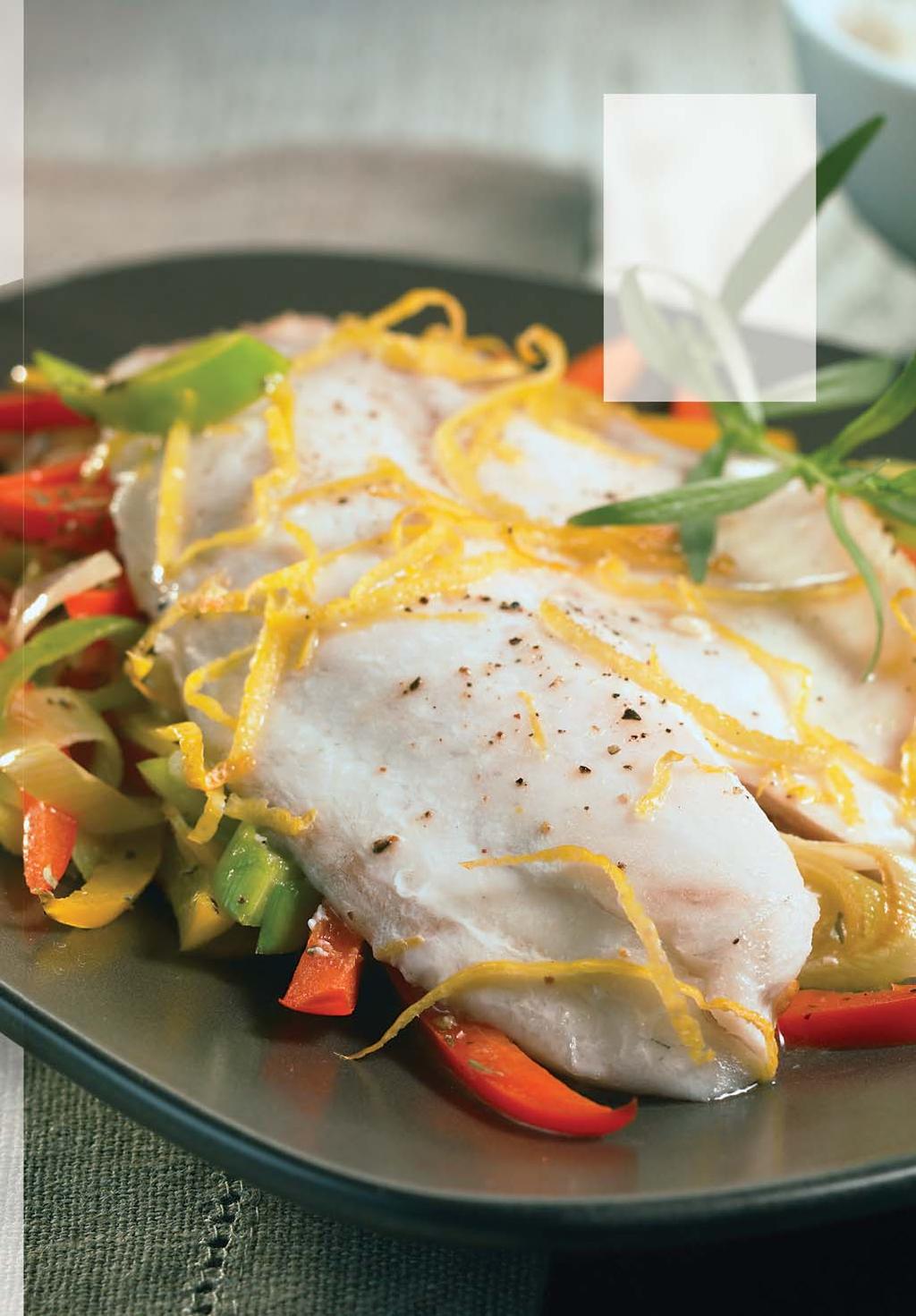 SUGGESTION This recipe works with various types of white fish Nutrient Analysis PER SERVING (1/4 of recipe ) Renal exchange: 3 Protein + 1 Vegetable Calories Protein