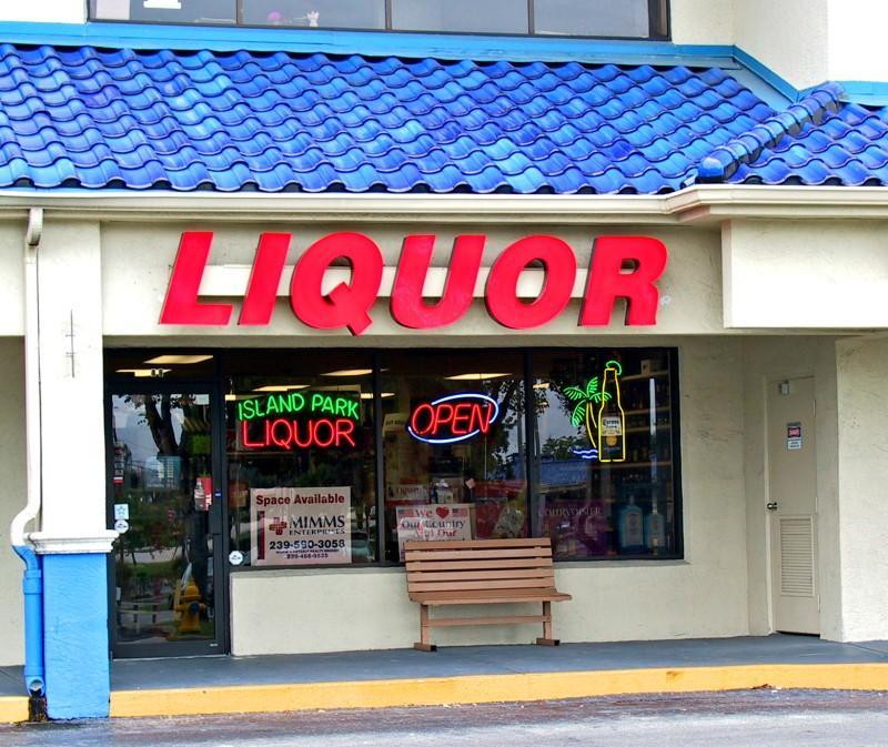Store Types in Low SES Neighborhoods Convenience stores and liquor