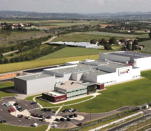 A 13,000 m2 factory in the heart of the Drôme orchards 3 Quality control Each variety is harvested when fully ripe.