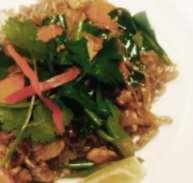 90 Pad Thai (N) (GF) Traditional Thai noodle with sweet turnip, egg, bean curd, bean sprouts,