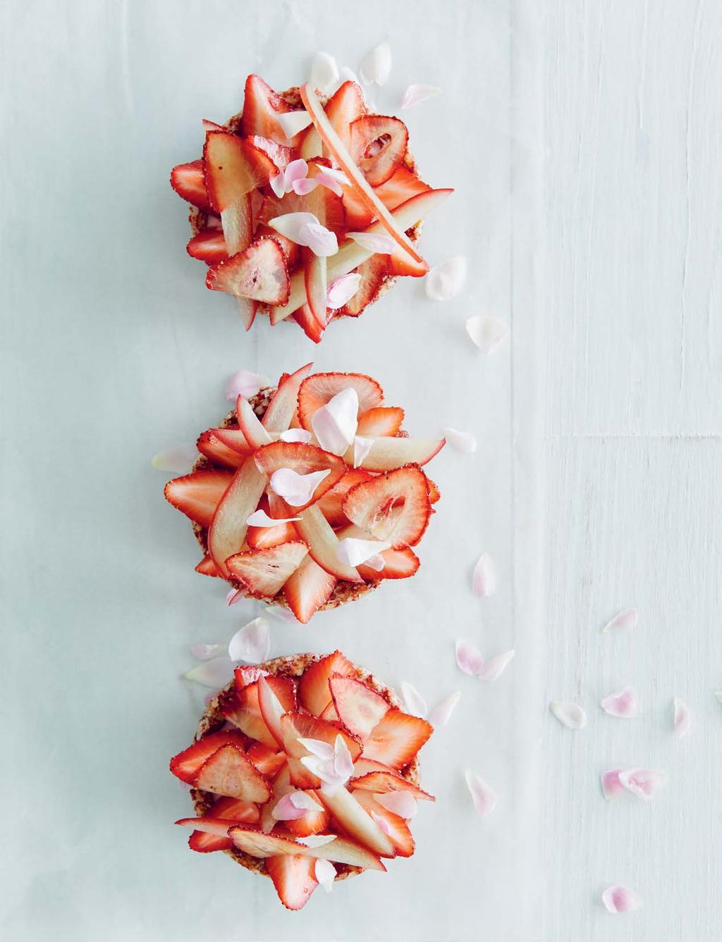 Rose apples add a crisp texture and delicate scent to this dish, contrasting against the smooth cashew and strawberry filling.