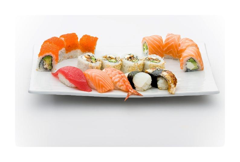 Tuesday Saturday (11:00am 3:00pm) Served with Miso Soup or House Salad Choice of Any Two Rolls $7.50 Choice of Any One Roll and 3 pcs of Sushi $7.50 Choice of Any Three Rolls $10.25 1.