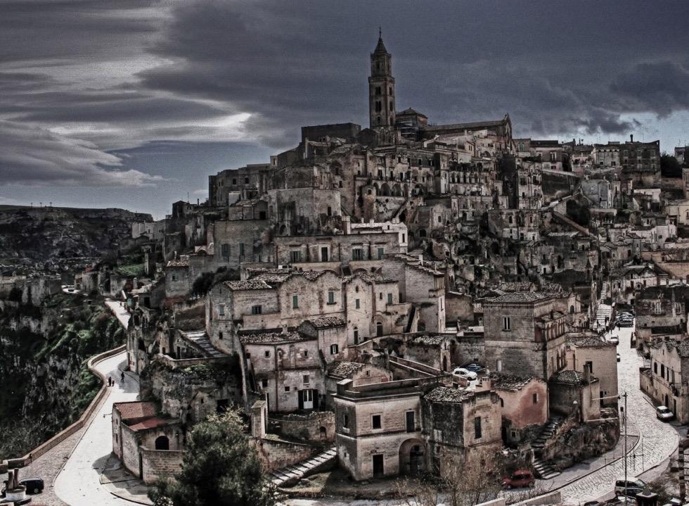 OUR STAGES - MATERA Visiting the Sassi of Matera means having an out-of-time journey through the traces of the uninterrupted presence of the man in this area, from the